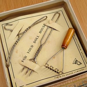 Collectible Doll Accessories